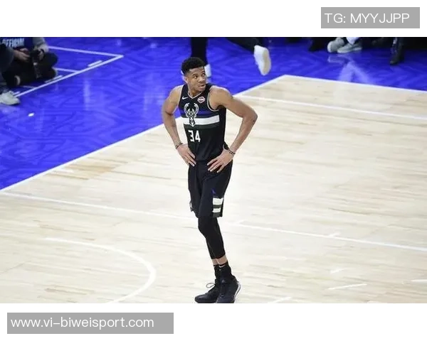 字母哥第三节强势表现助球队逆转9分8篮板3助攻1盖帽展现统治力