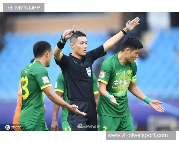 湖马对决引发争议裁判判罚尺度遭媒体质疑共66次犯规成焦点